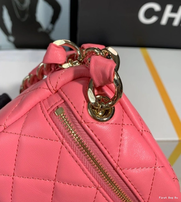 Firstbag Ru WITH CHANELUTCH HANDLE CHANEL 0802